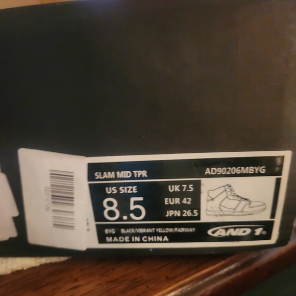 And1 Mid Sneakers. Brand New. Sz 8.5M - Picture 6 of 6